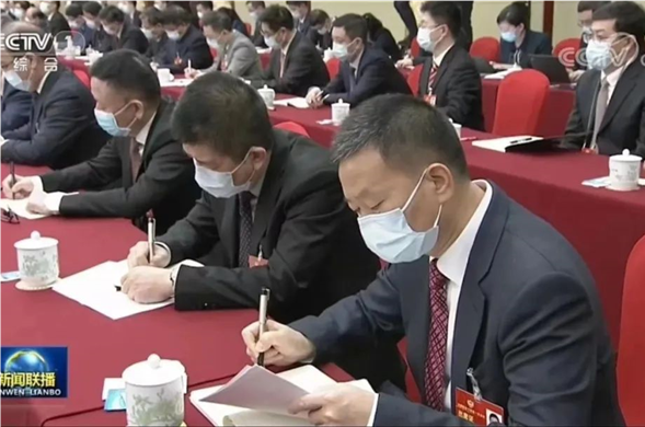 四川新闻联播｜费功全委员：肩负社会责任 推进共同富足